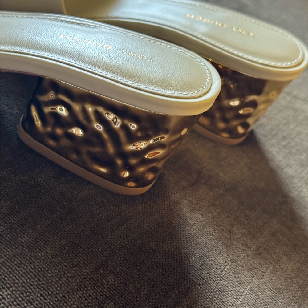 Tory Burch White and Gold Slide Sandals - Picture 5 of 8
